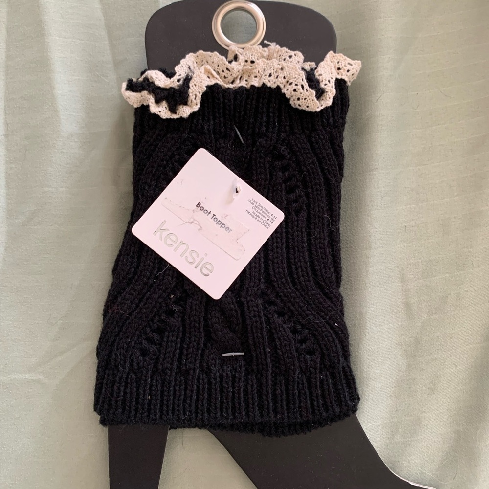 🚫SOLD Boot socks NWT